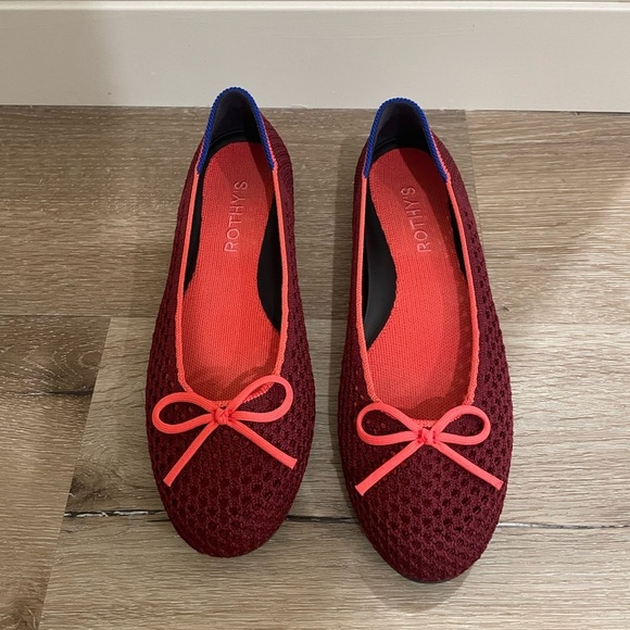 Rothy's Women's The Ballet Flat With Bows in Berry Mesh - Picture 4 of 10
